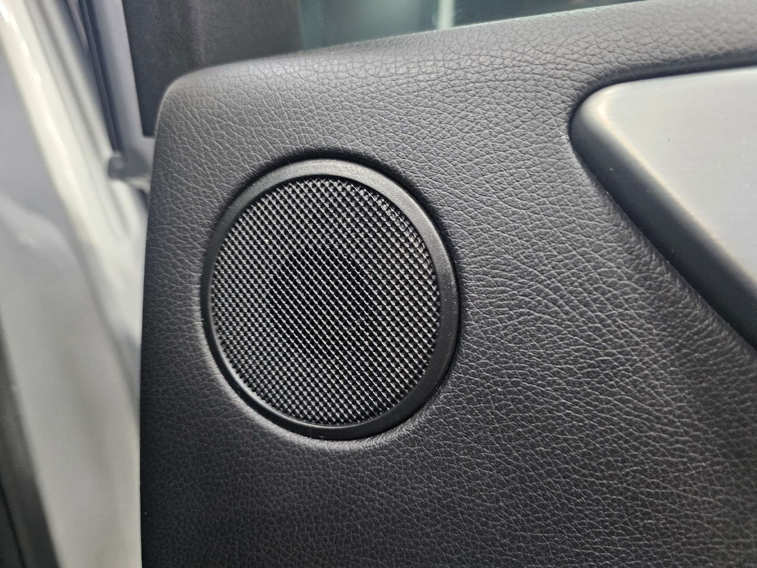 Used Mercedes-Benz M Class 2014 for sale - 77350588: Photo 82