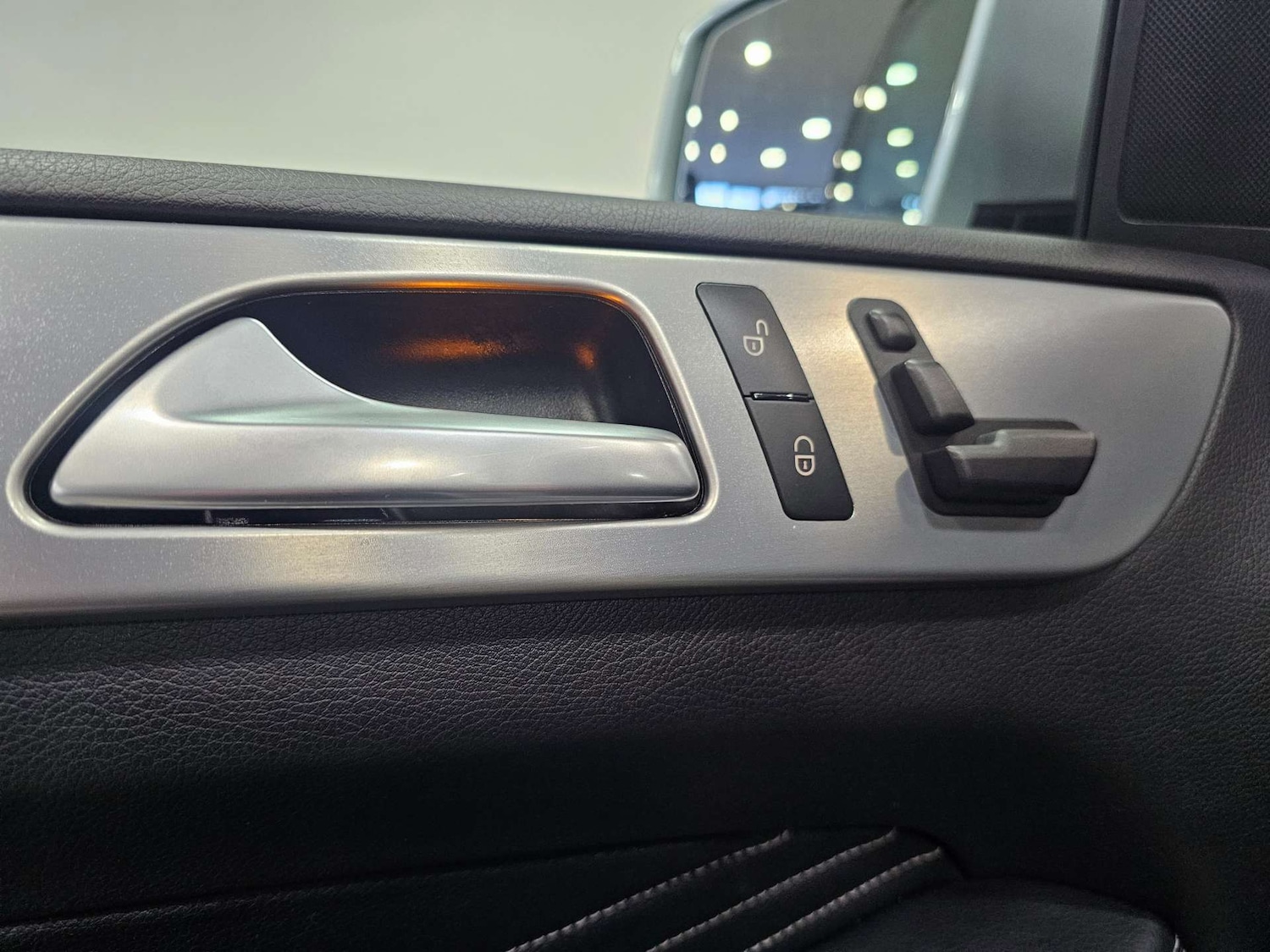 Used Mercedes-Benz M Class 2014 for sale - 77350588: Photo 94