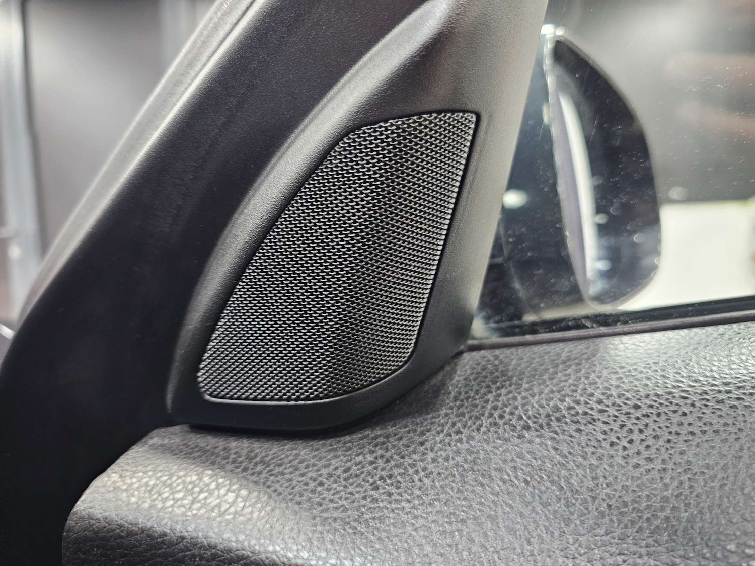 Used Jaguar XF 2015 for sale - 77045746: Photo 55