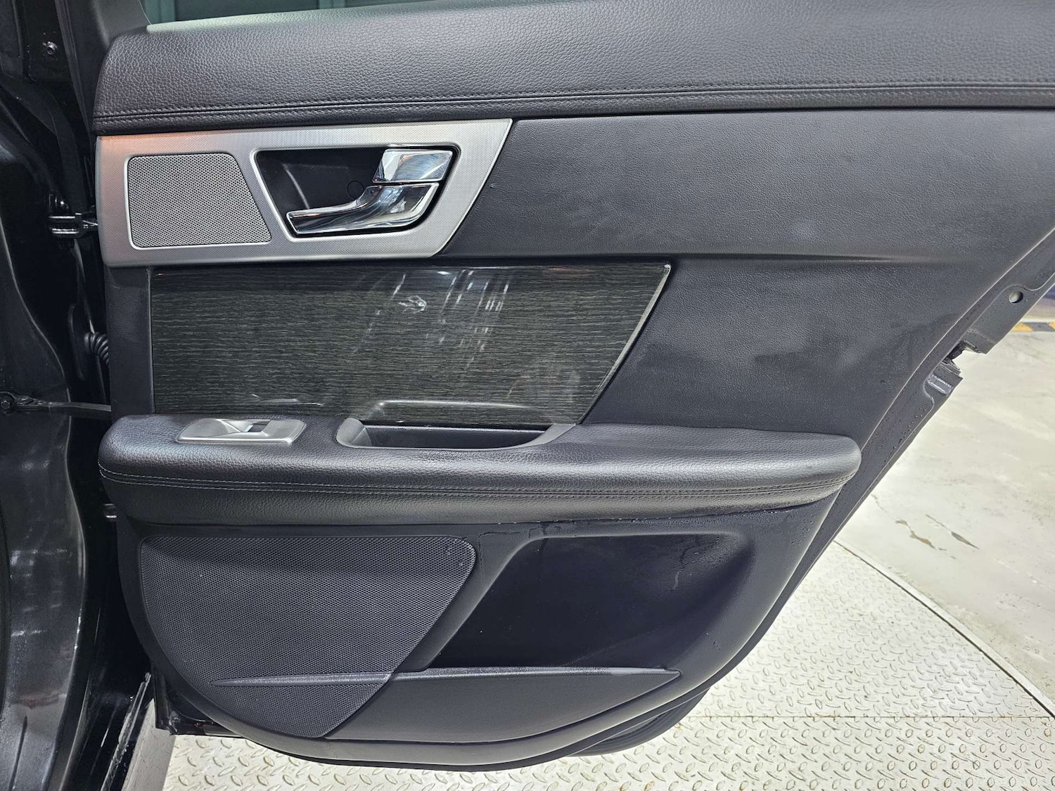 Used Jaguar XF 2015 for sale - 77045746: Photo 71