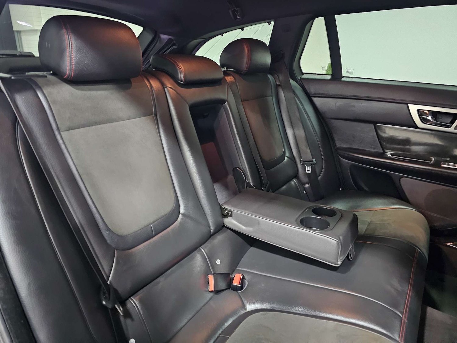 Used Jaguar XF 2015 for sale - 77045746: Photo 77