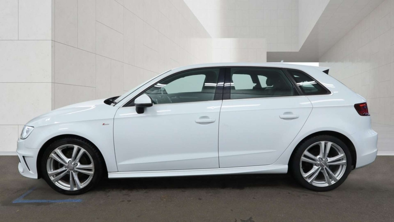 Used Audi A3 2015 for sale - 78064651: Photo 7