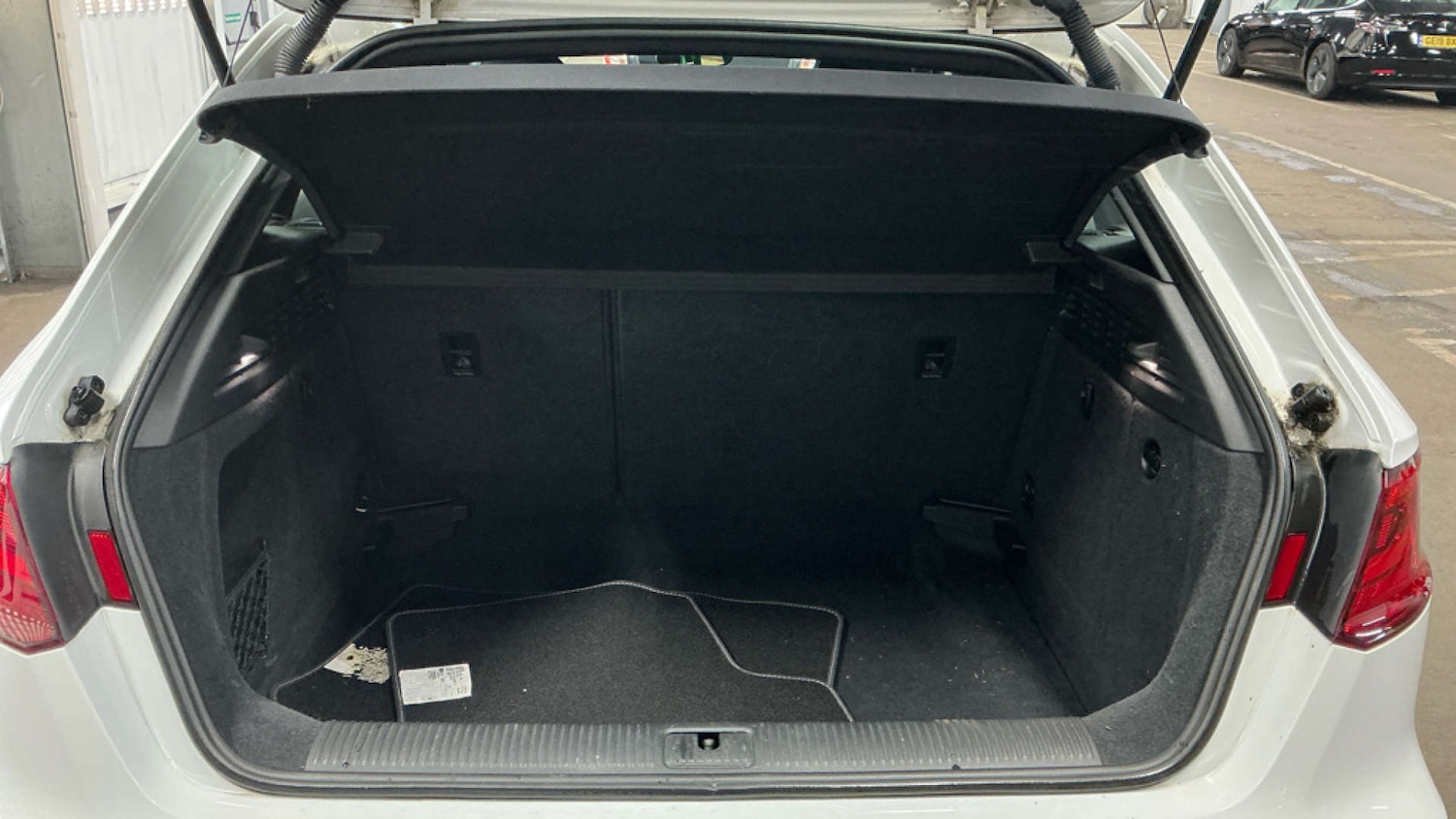 Used Audi A3 2015 for sale - 78064651: Photo 9