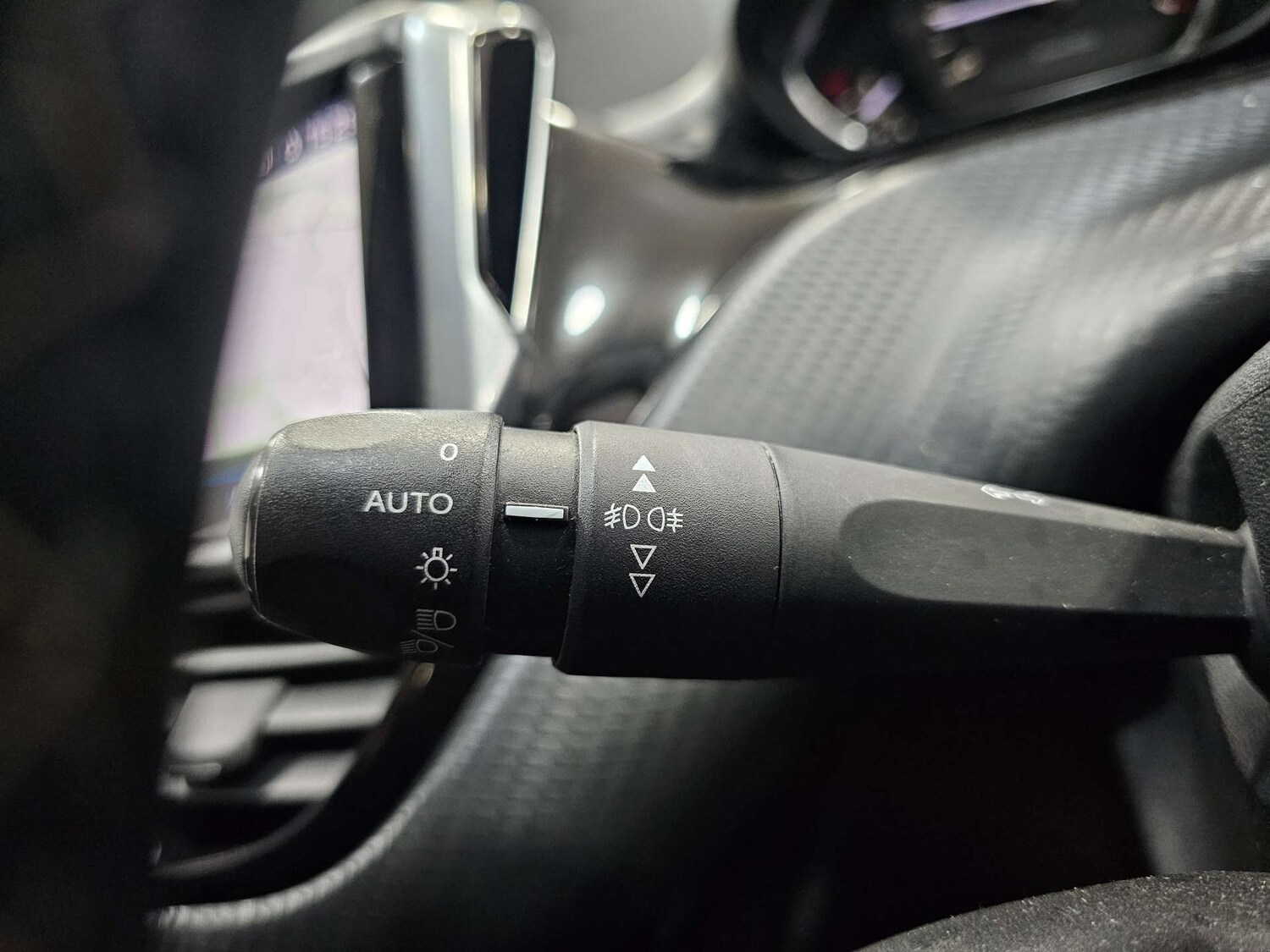 Used Peugeot 2008 2019 for sale - 77888882: Photo 62