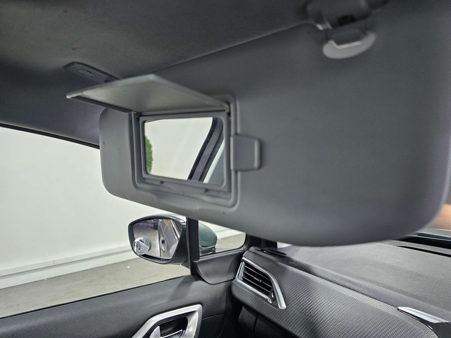 Used Peugeot 2008 2019 for sale - 77888882: Photo 73