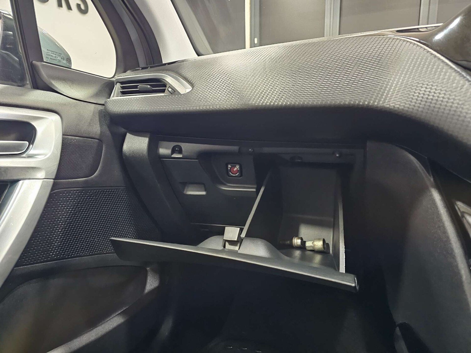 Used Peugeot 2008 2019 for sale - 77888882: Photo 75