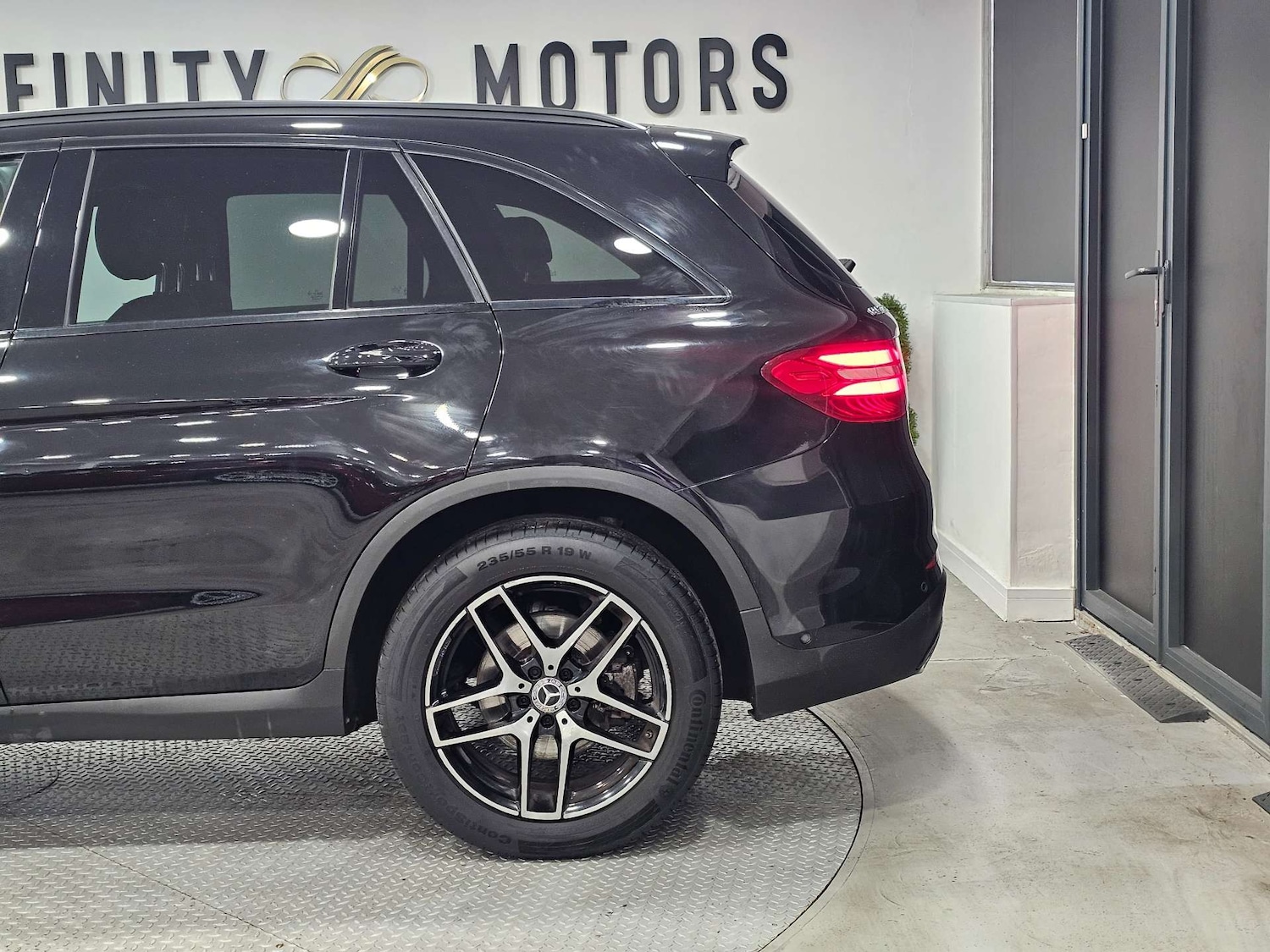 Used Mercedes-Benz GLC 2019 for sale - 76972376: Photo 22