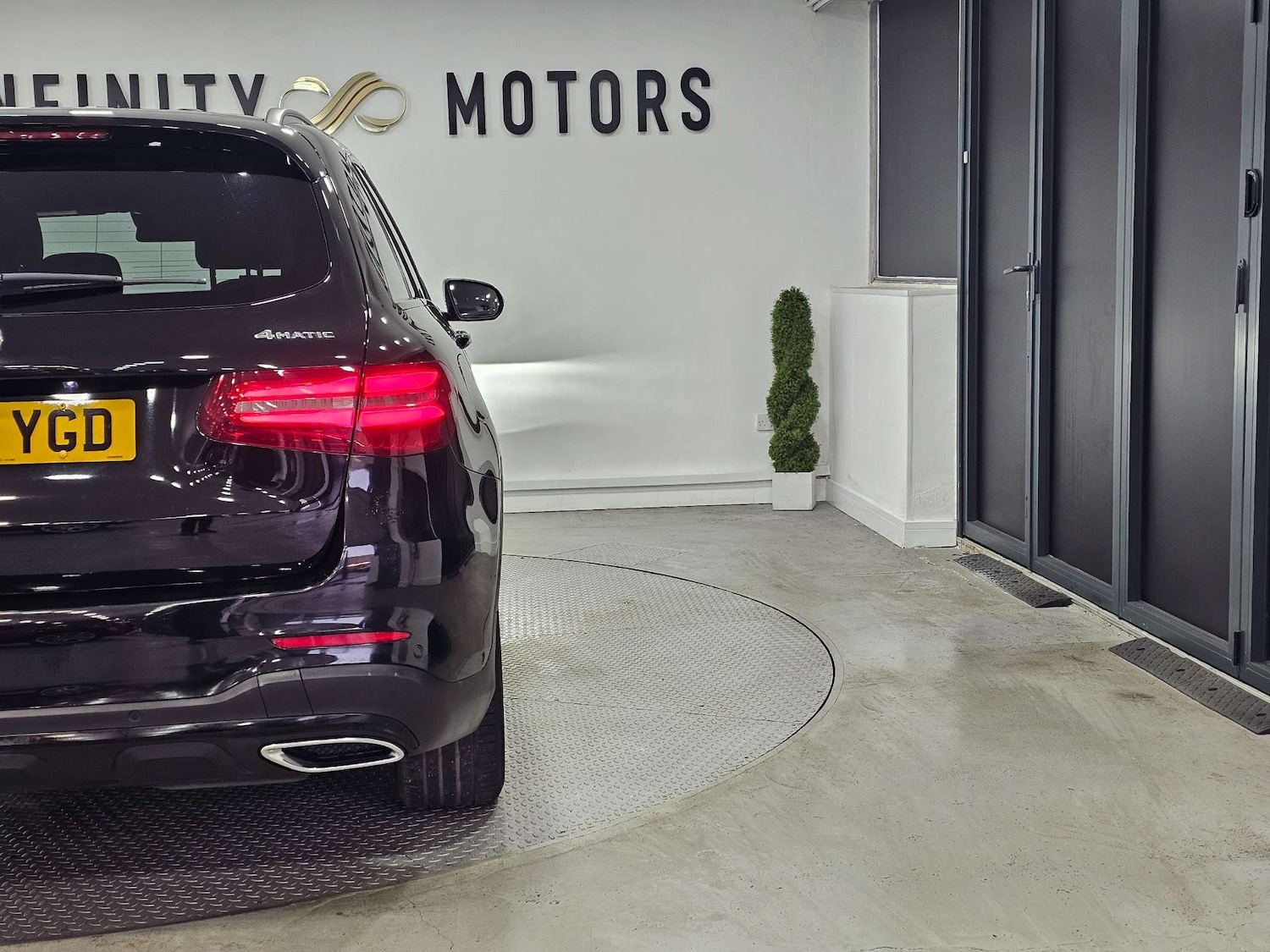 Used Mercedes-Benz GLC 2019 for sale - 76972376: Photo 31