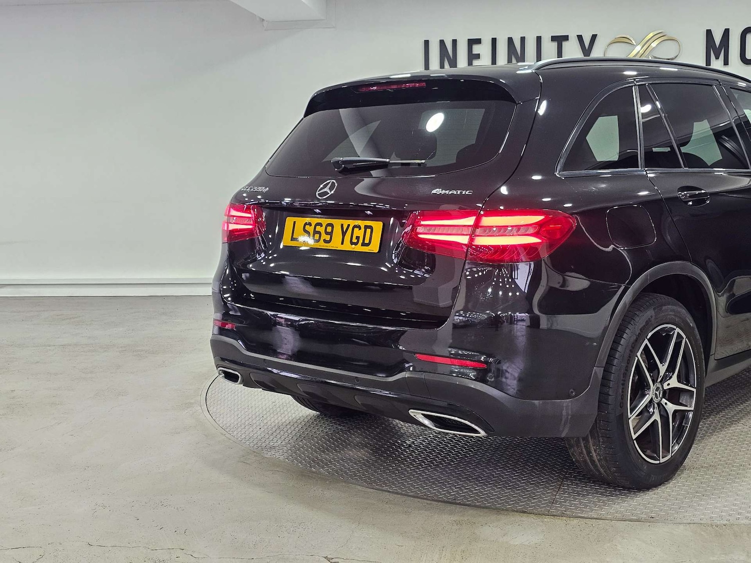 Used Mercedes-Benz GLC 2019 for sale - 76972376: Photo 35