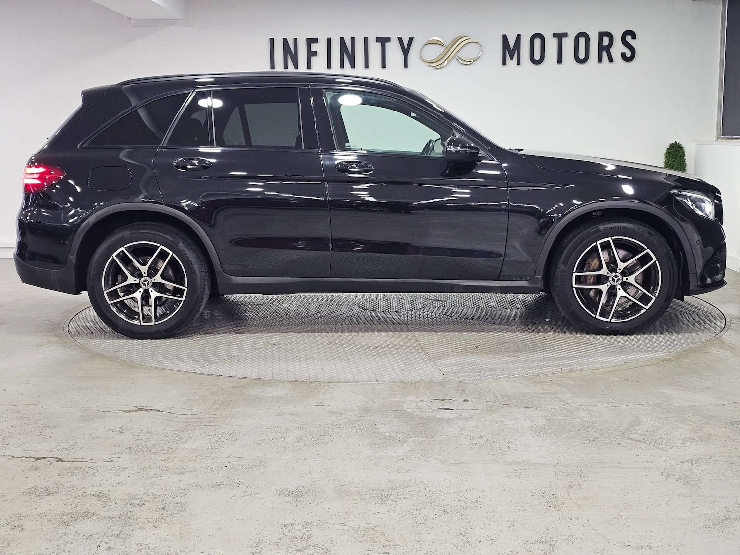 Used Mercedes-Benz GLC 2019 for sale - 76972376: Photo 38