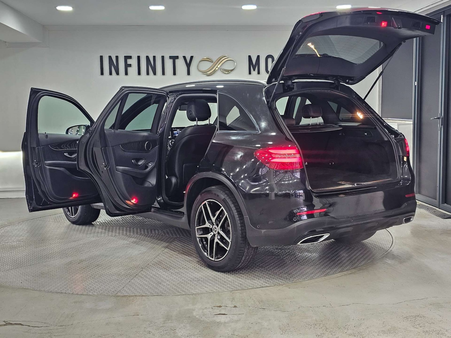 Used Mercedes-Benz GLC 2019 for sale - 76972376: Photo 48