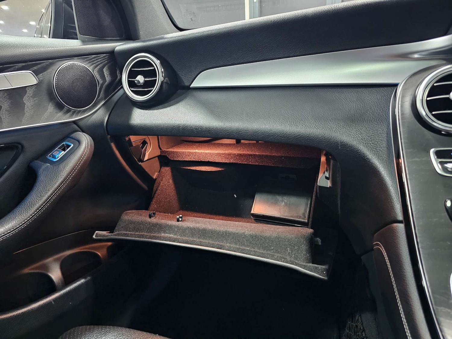 Used Mercedes-Benz GLC 2019 for sale - 76972376: Photo 81