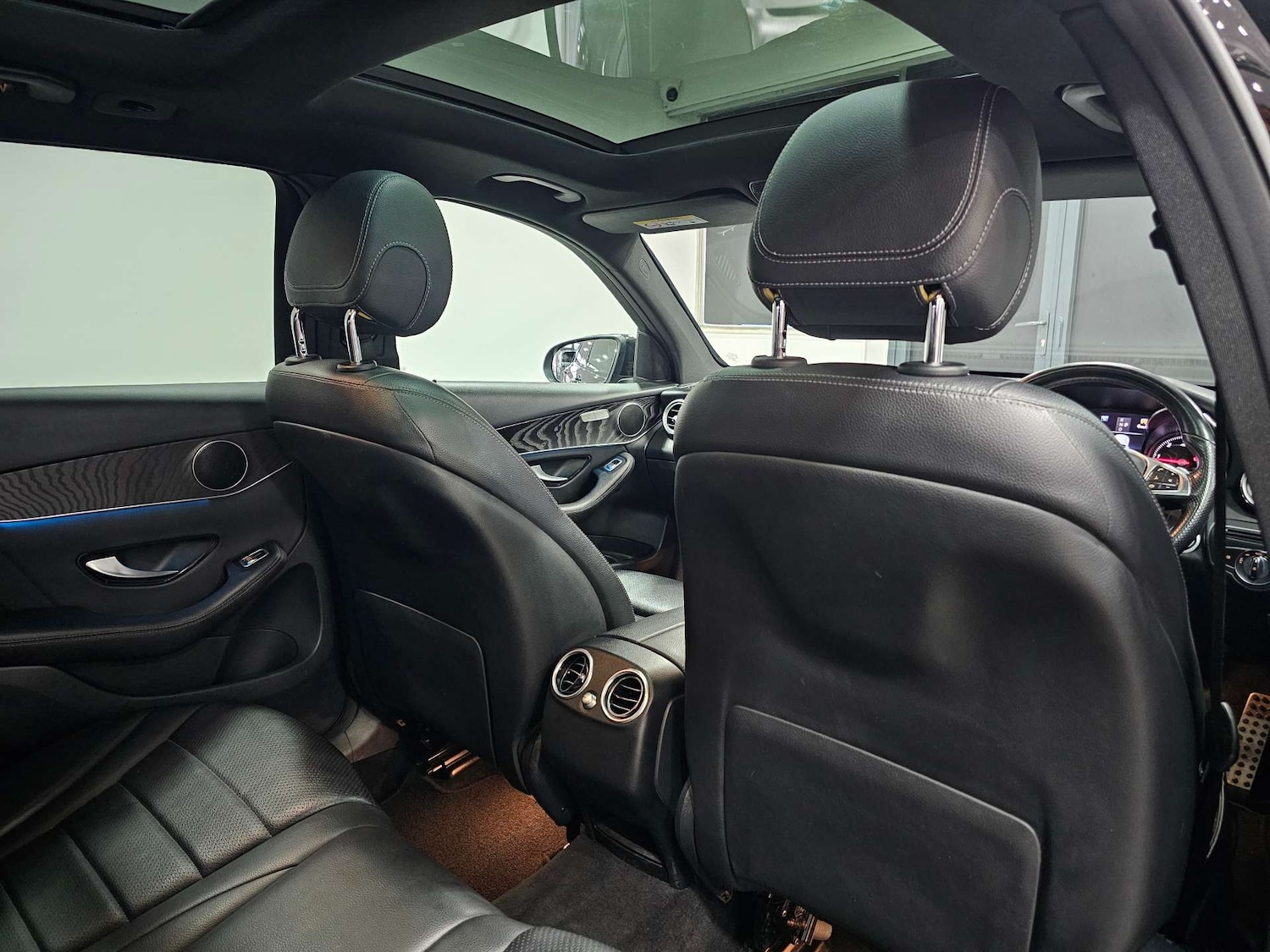 Used Mercedes-Benz GLC 2019 for sale - 76972376: Photo 84