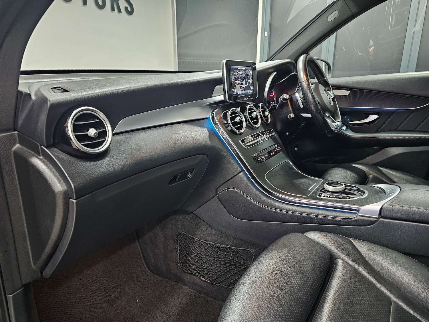 Used Mercedes-Benz GLC 2019 for sale - 76972376: Photo 98