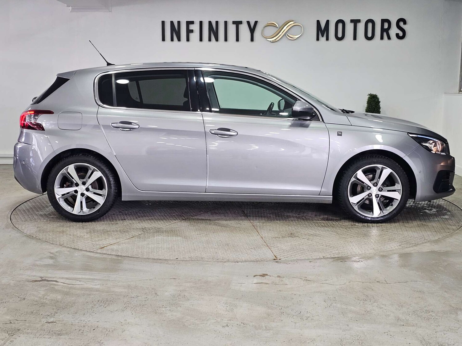 Used Peugeot 308 2019 for sale - 77523108: Photo 33