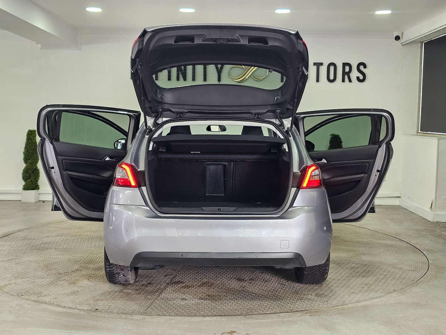 Used Peugeot 308 2019 for sale - 77523108: Photo 44