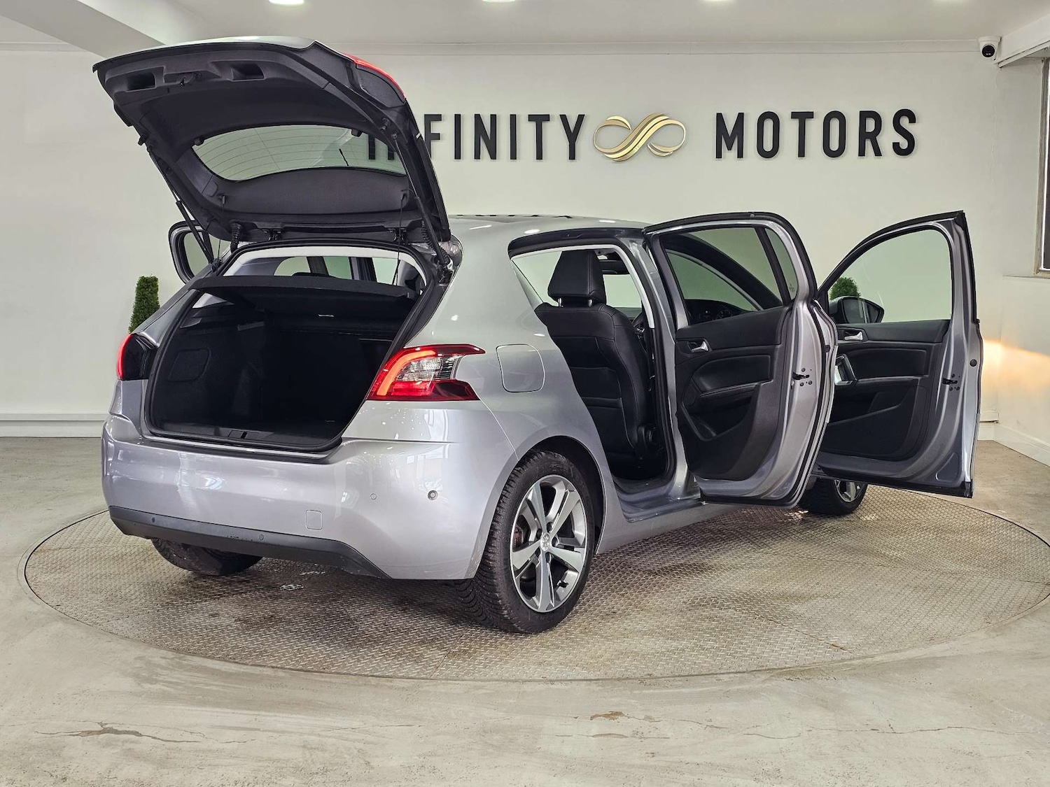 Used Peugeot 308 2019 for sale - 77523108: Photo 45