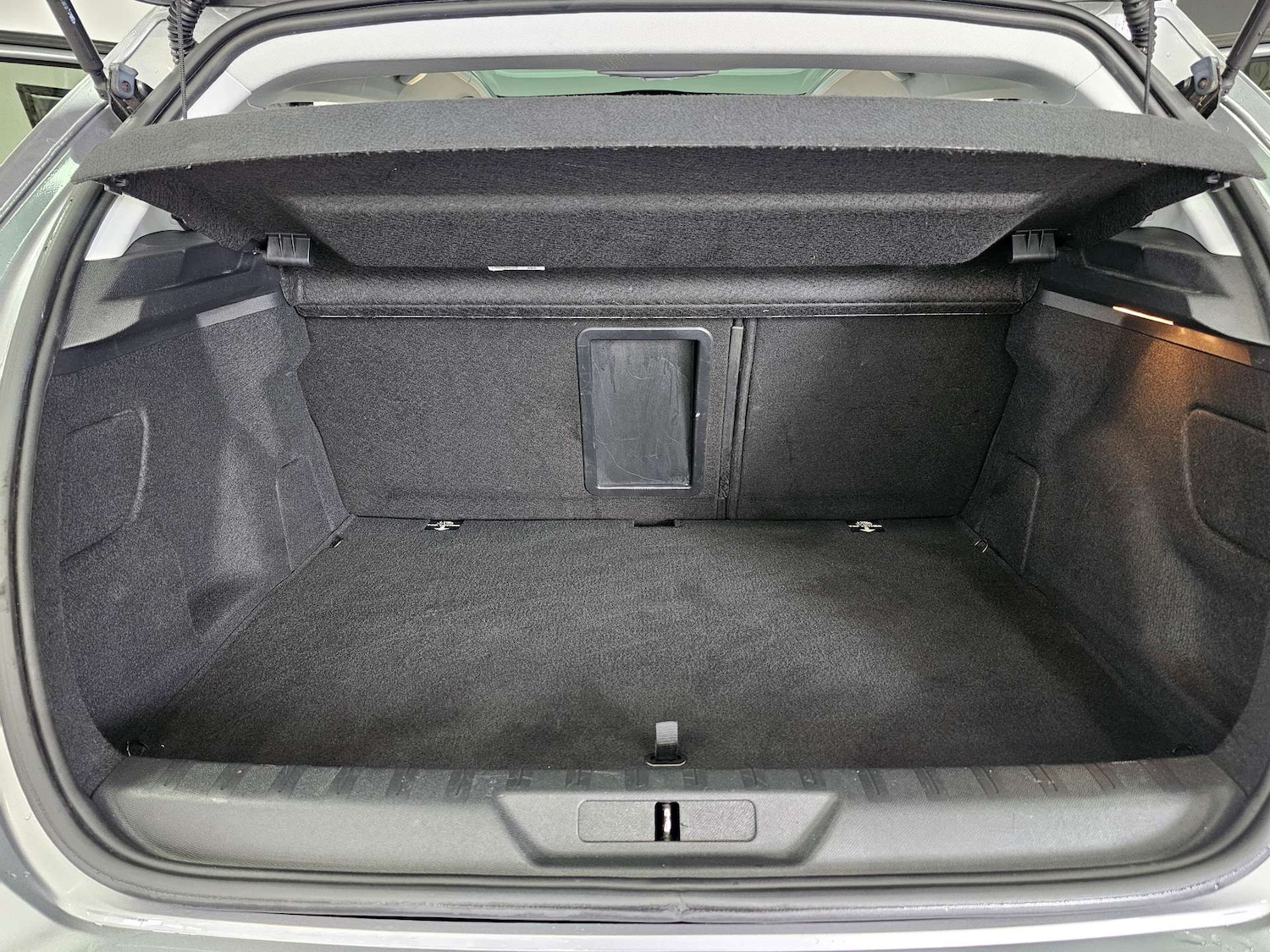 Used Peugeot 308 2019 for sale - 77523108: Photo 46