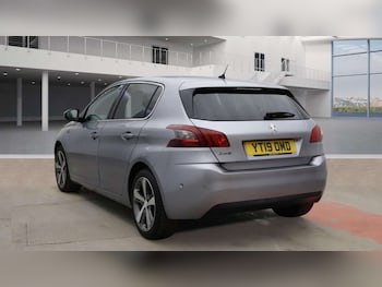 Used Peugeot 308 2019 for sale - 77523108: Photo
