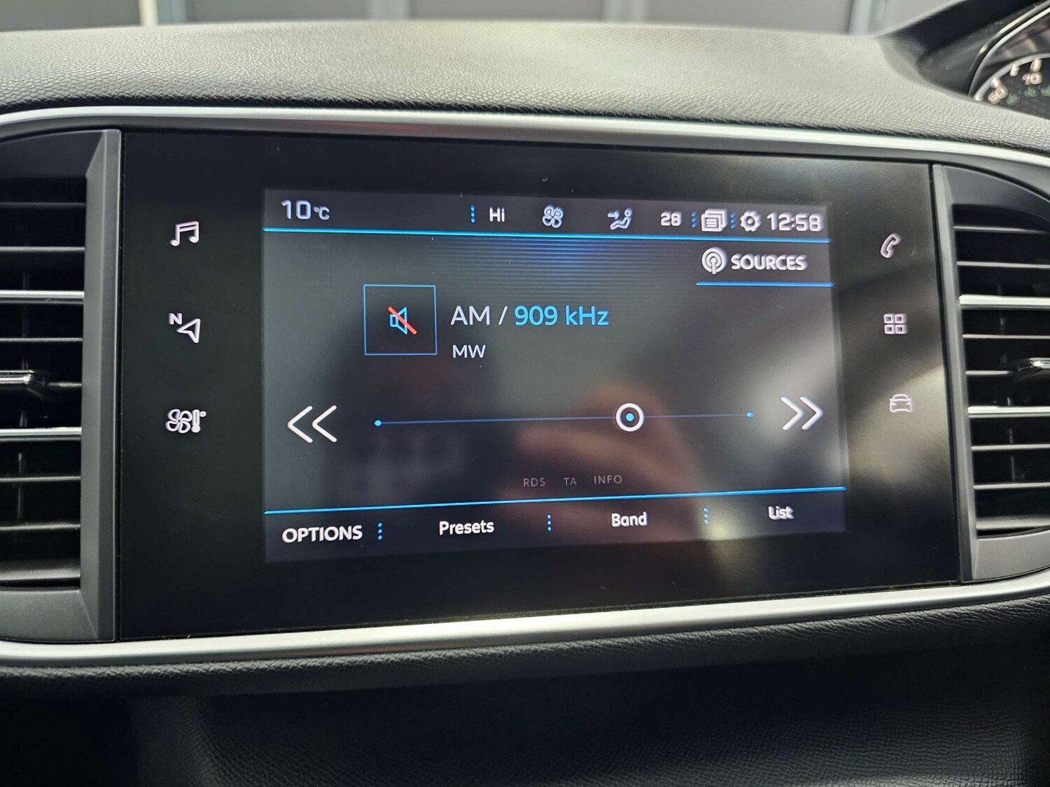 Used Peugeot 308 2019 for sale - 77523108: Photo 65