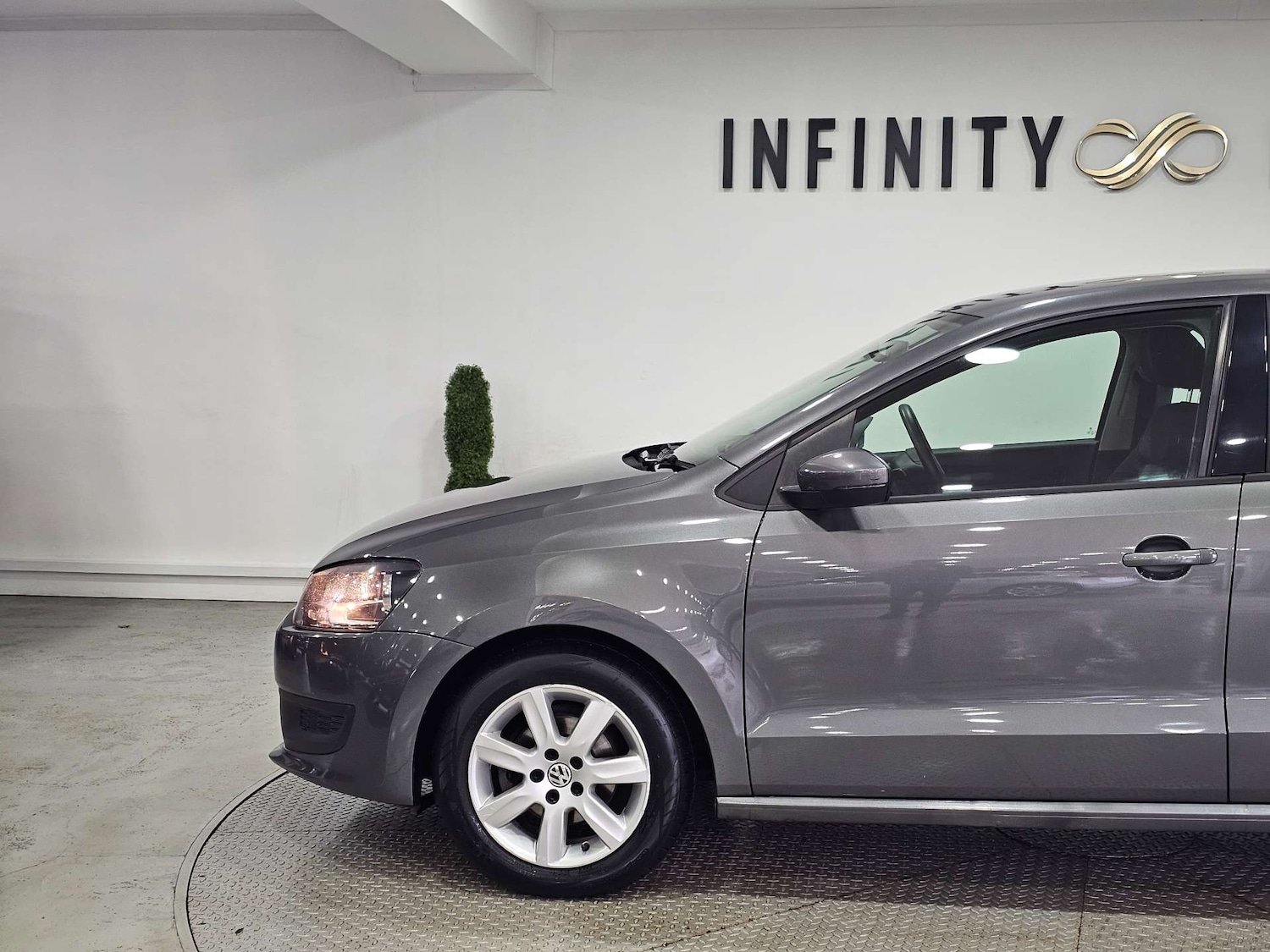 Used Volkswagen Polo 2010 for sale - 77403478: Photo 40