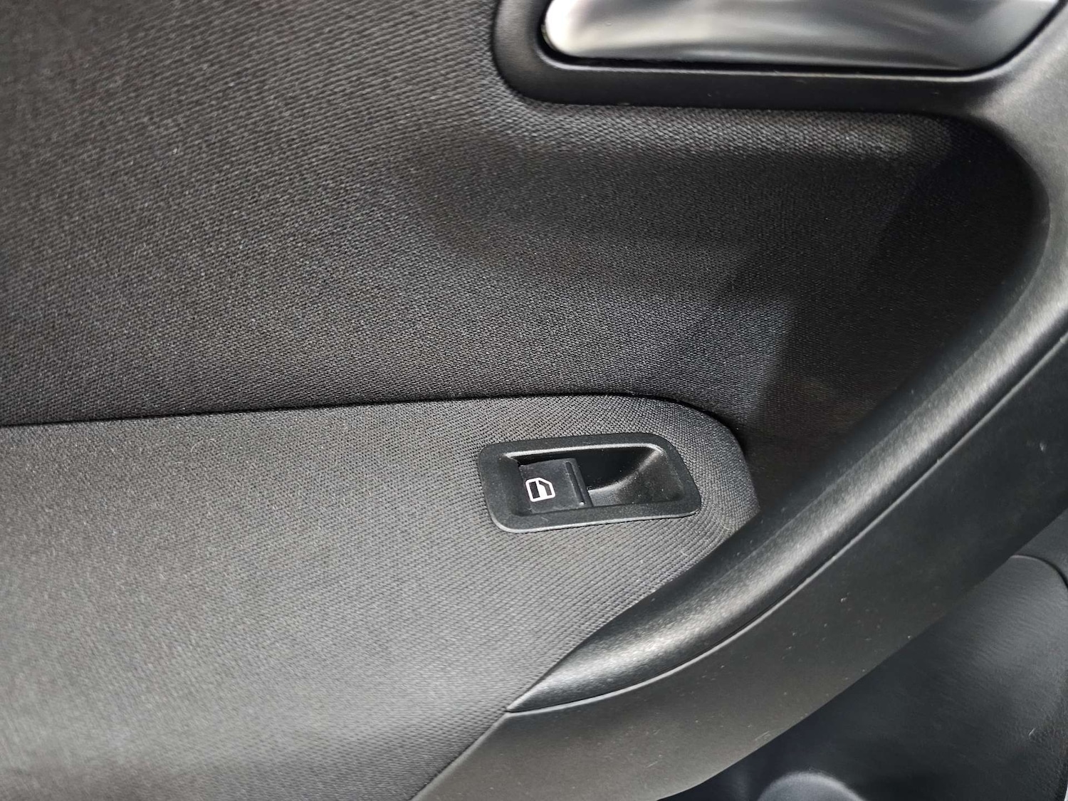 Used Volkswagen Polo 2010 for sale - 77403478: Photo 46