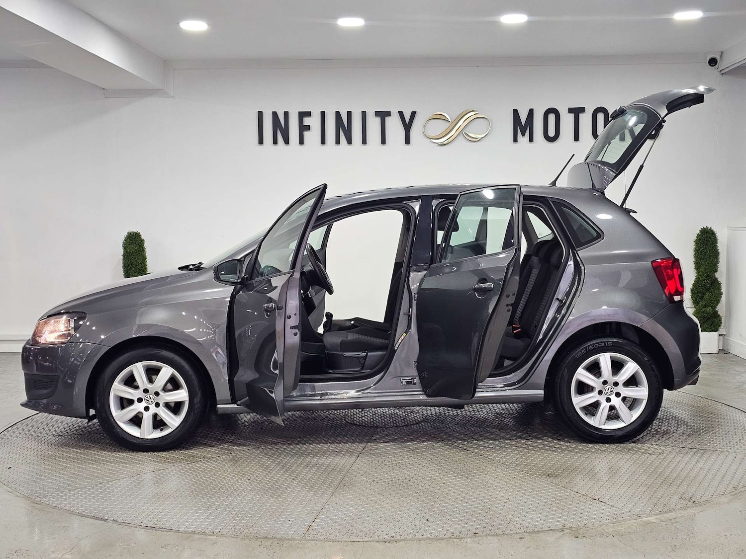 Used Volkswagen Polo 2010 for sale - 77403478: Photo 53