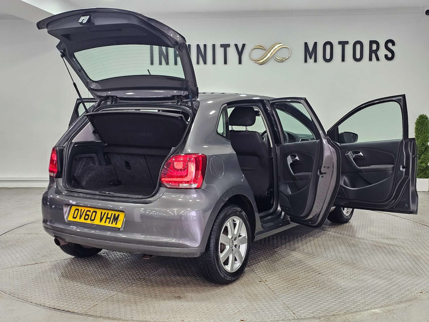 Used Volkswagen Polo 2010 for sale - 77403478: Photo 67