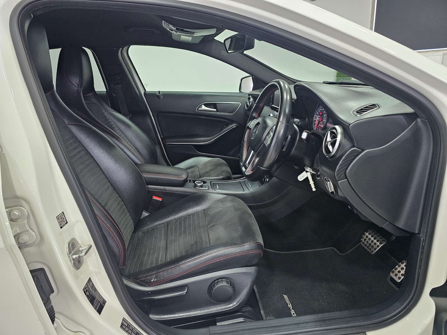 Used Mercedes-Benz A-Class 2015 for sale - 77241083: Photo 3