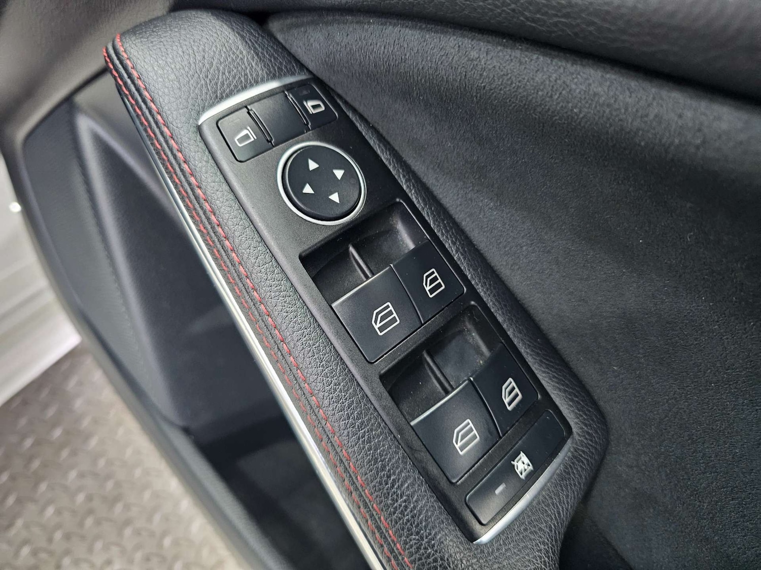 Used Mercedes-Benz A-Class 2015 for sale - 77241083: Photo 54