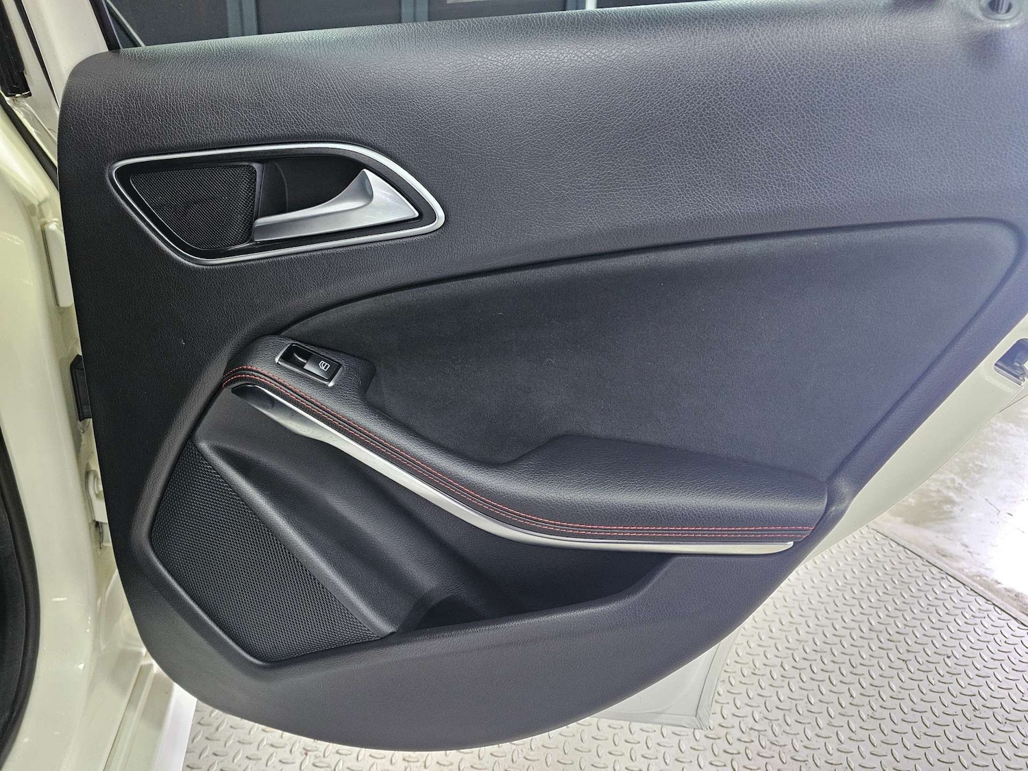 Used Mercedes-Benz A-Class 2015 for sale - 77241083: Photo 76