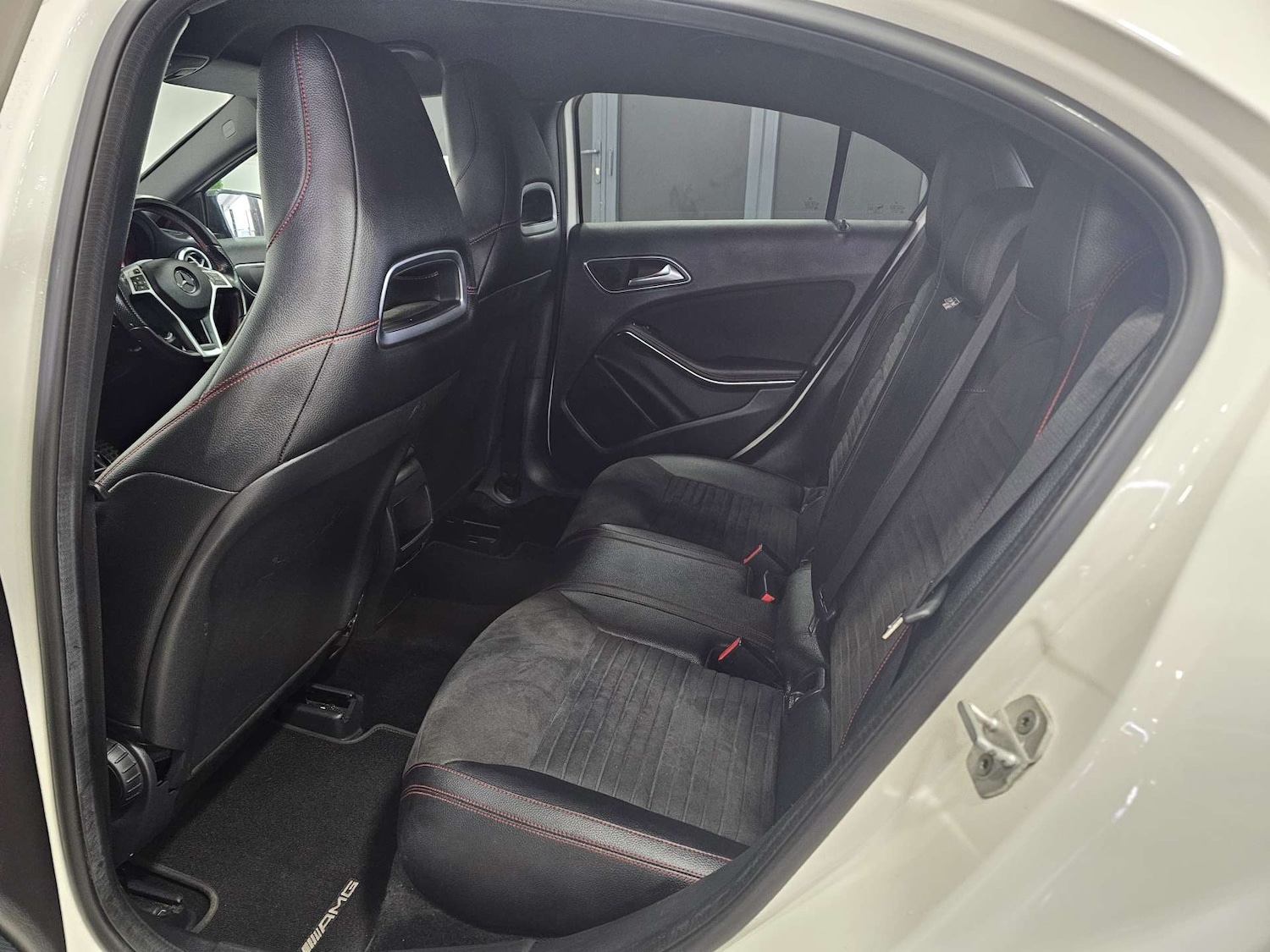 Used Mercedes-Benz A-Class 2015 for sale - 77241083: Photo 85