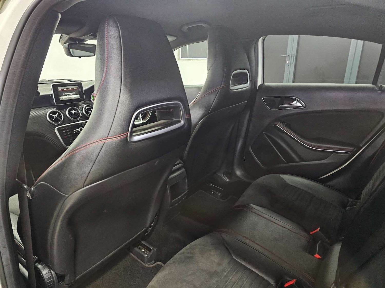 Used Mercedes-Benz A-Class 2015 for sale - 77241083: Photo 86