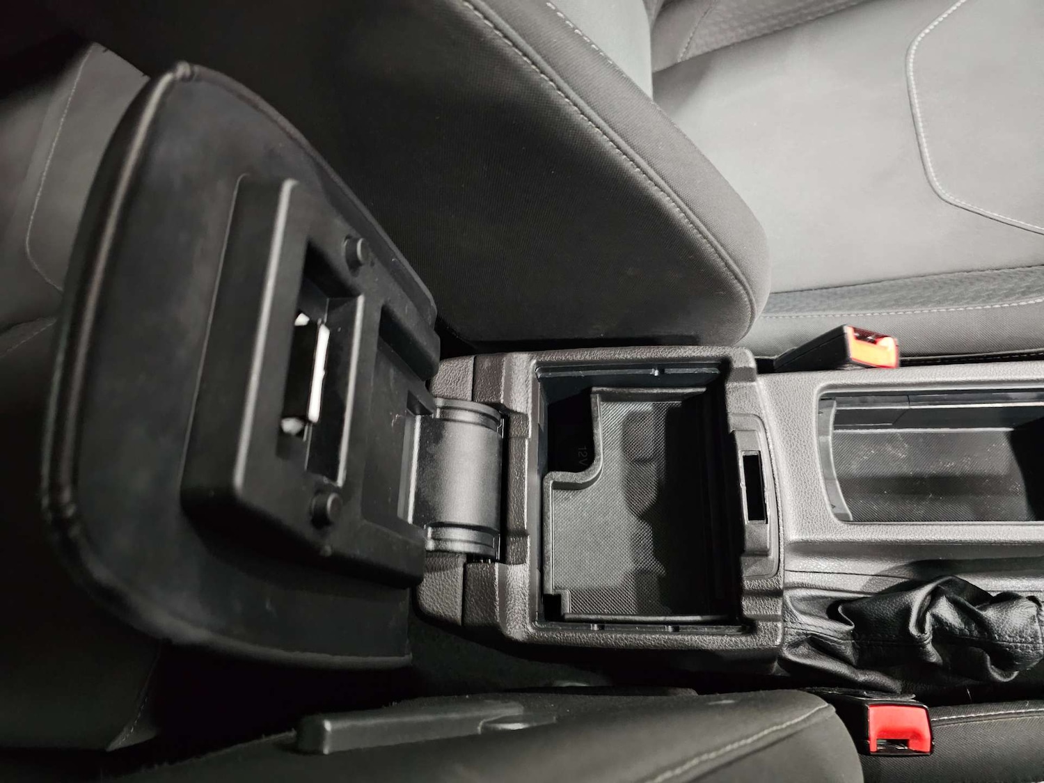 Used Ford Focus 2016 for sale - 77023561: Photo 28