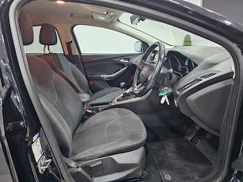 Used Ford Focus 2016 for sale - 77023561: Photo