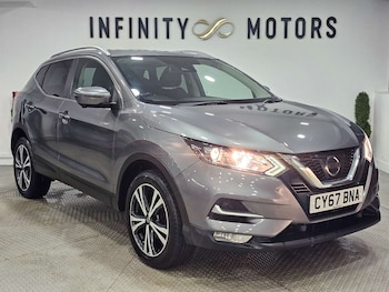 Used Nissan Qashqai 2017 for sale - 76972451: Photo
