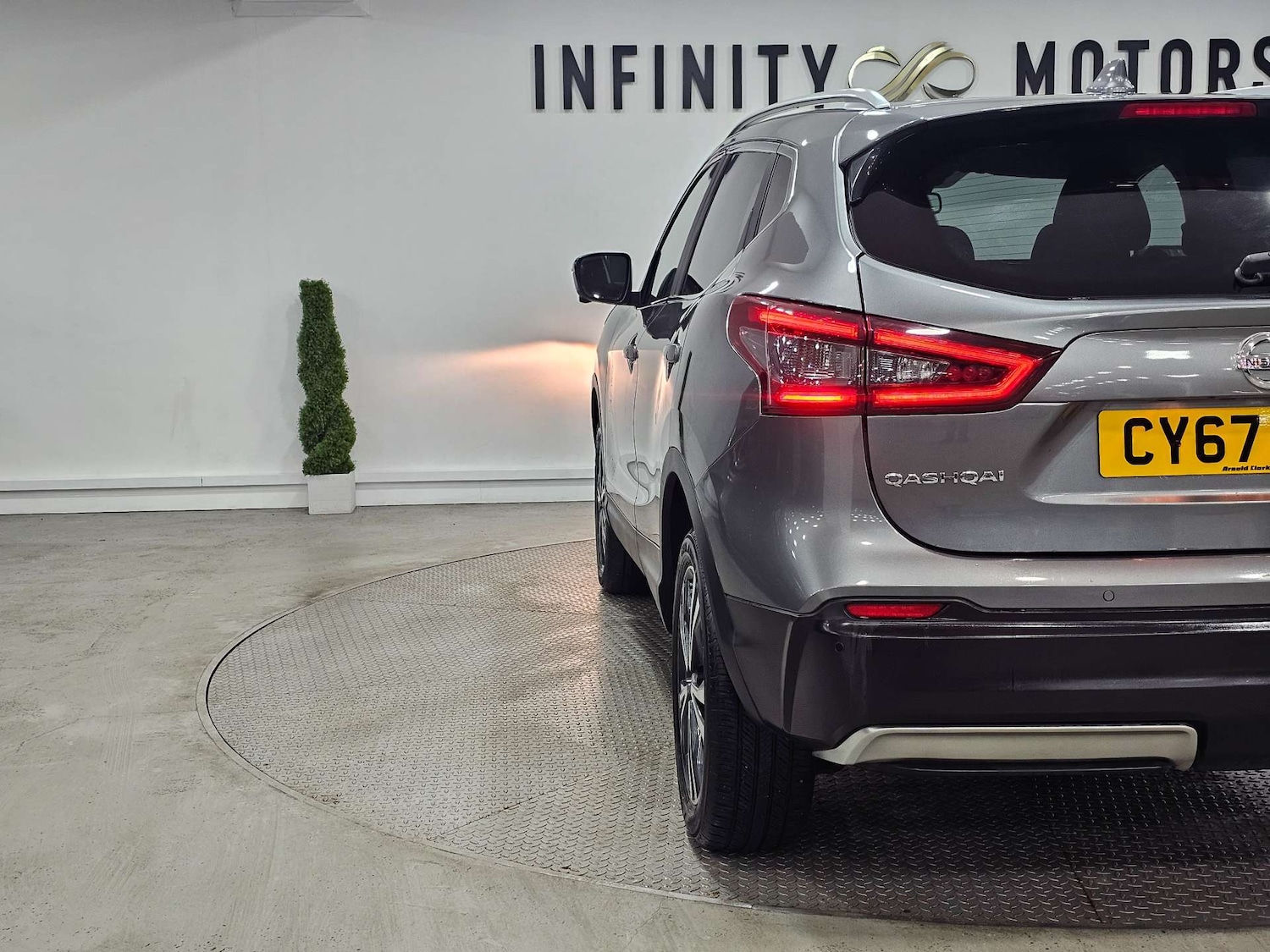 Used Nissan Qashqai 2017 for sale - 76972451: Photo 31