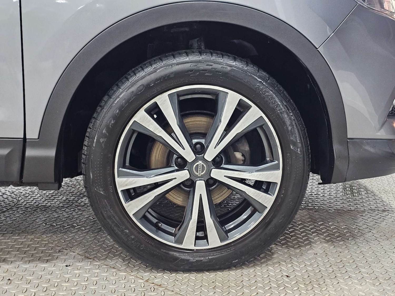 Used Nissan Qashqai 2017 for sale - 76972451: Photo 41