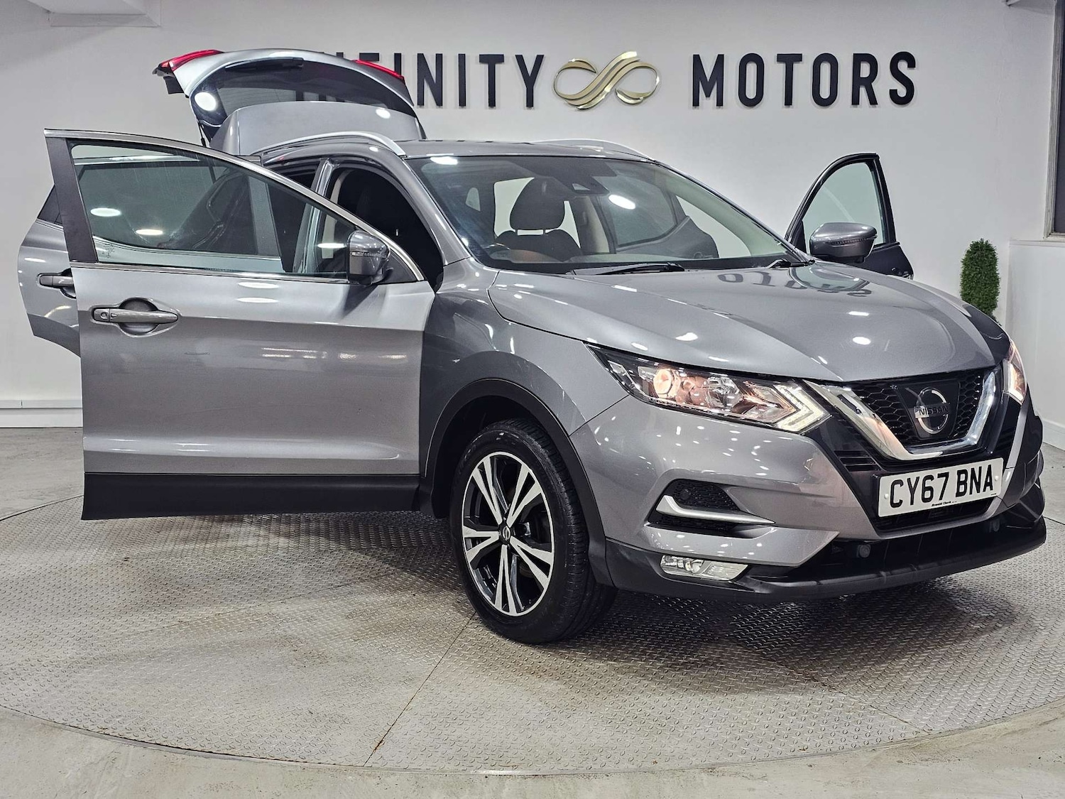 Used Nissan Qashqai 2017 for sale - 76972451: Photo 43