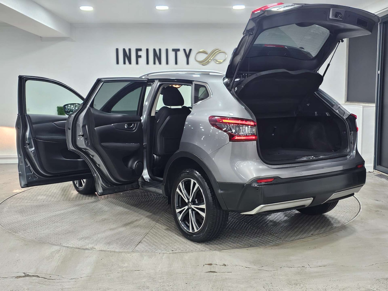 Used Nissan Qashqai 2017 for sale - 76972451: Photo 47