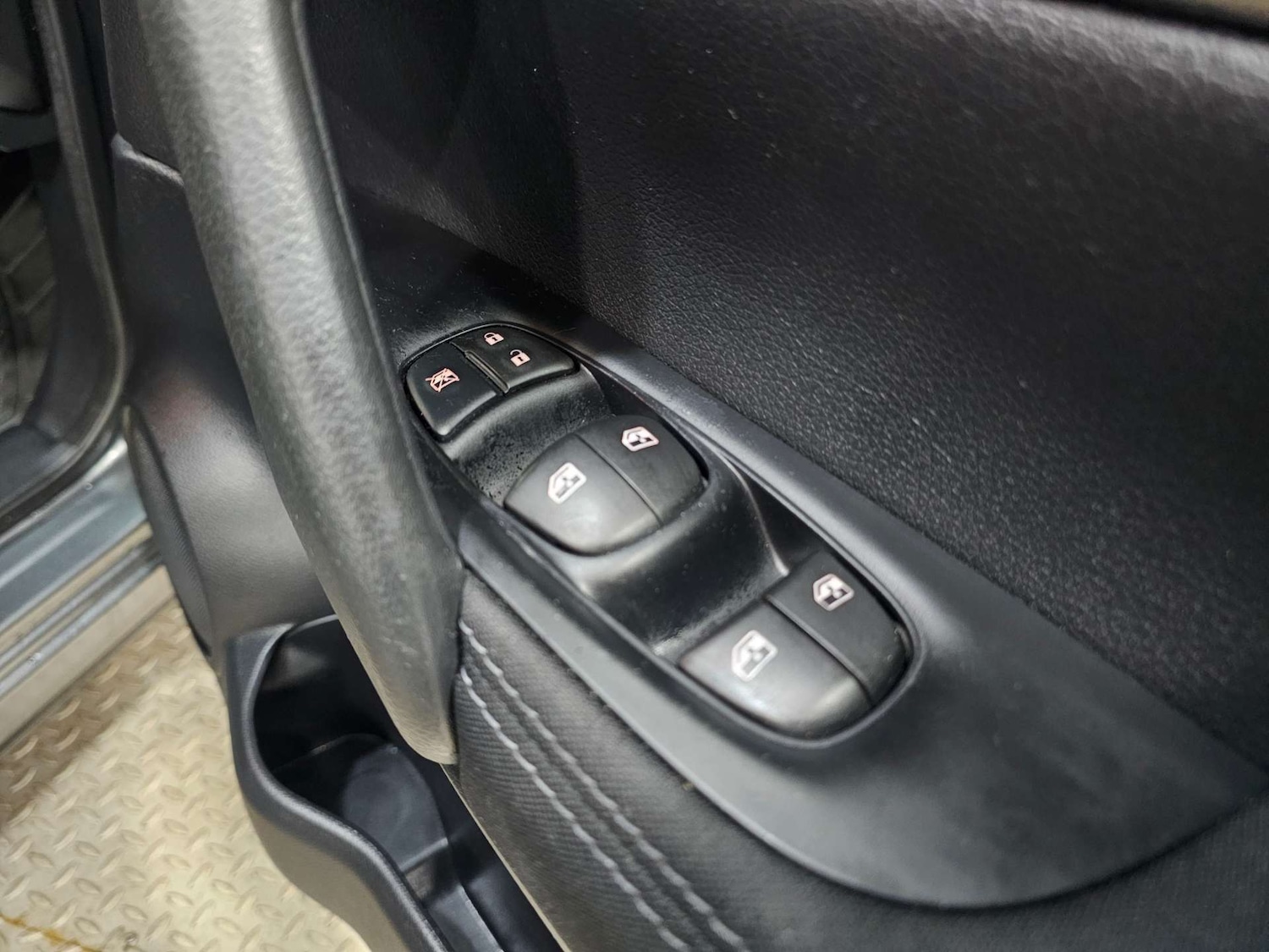 Used Nissan Qashqai 2017 for sale - 76972451: Photo 54