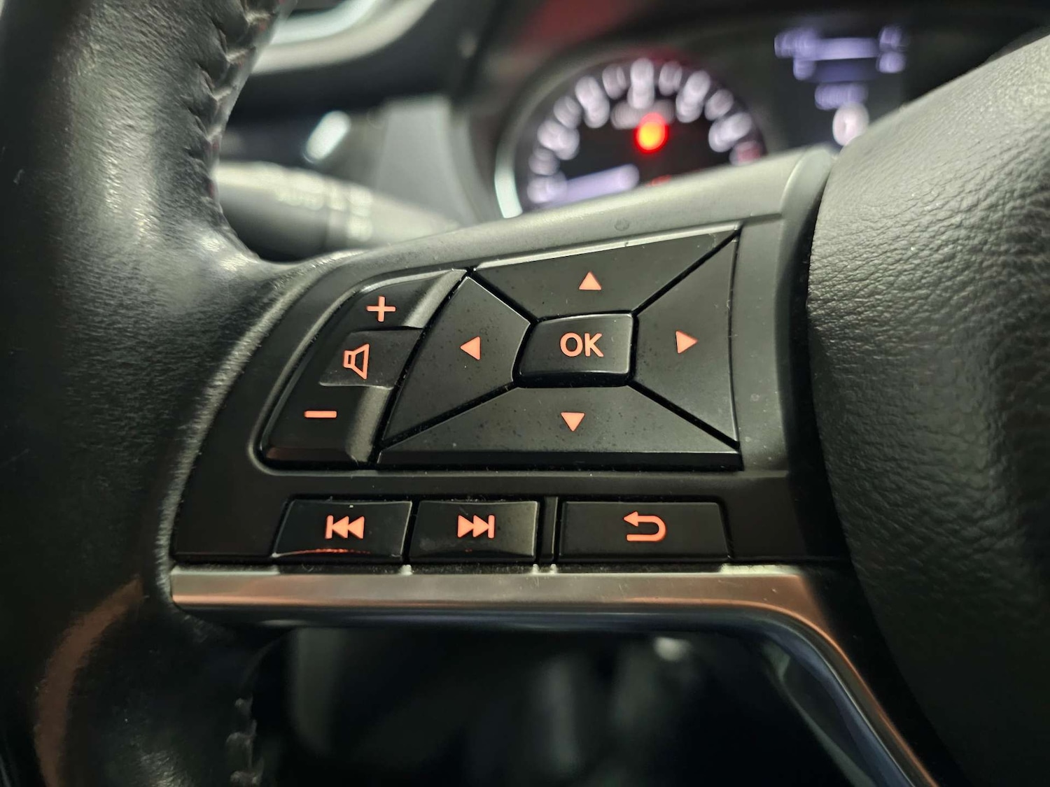 Used Nissan Qashqai 2017 for sale - 76972451: Photo 61