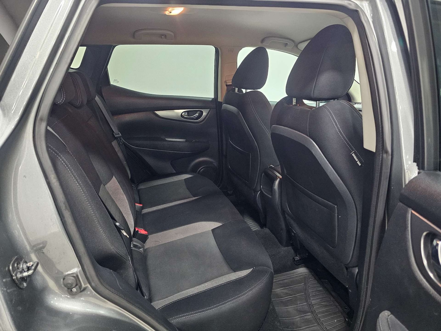 Used Nissan Qashqai 2017 for sale - 76972451: Photo 82