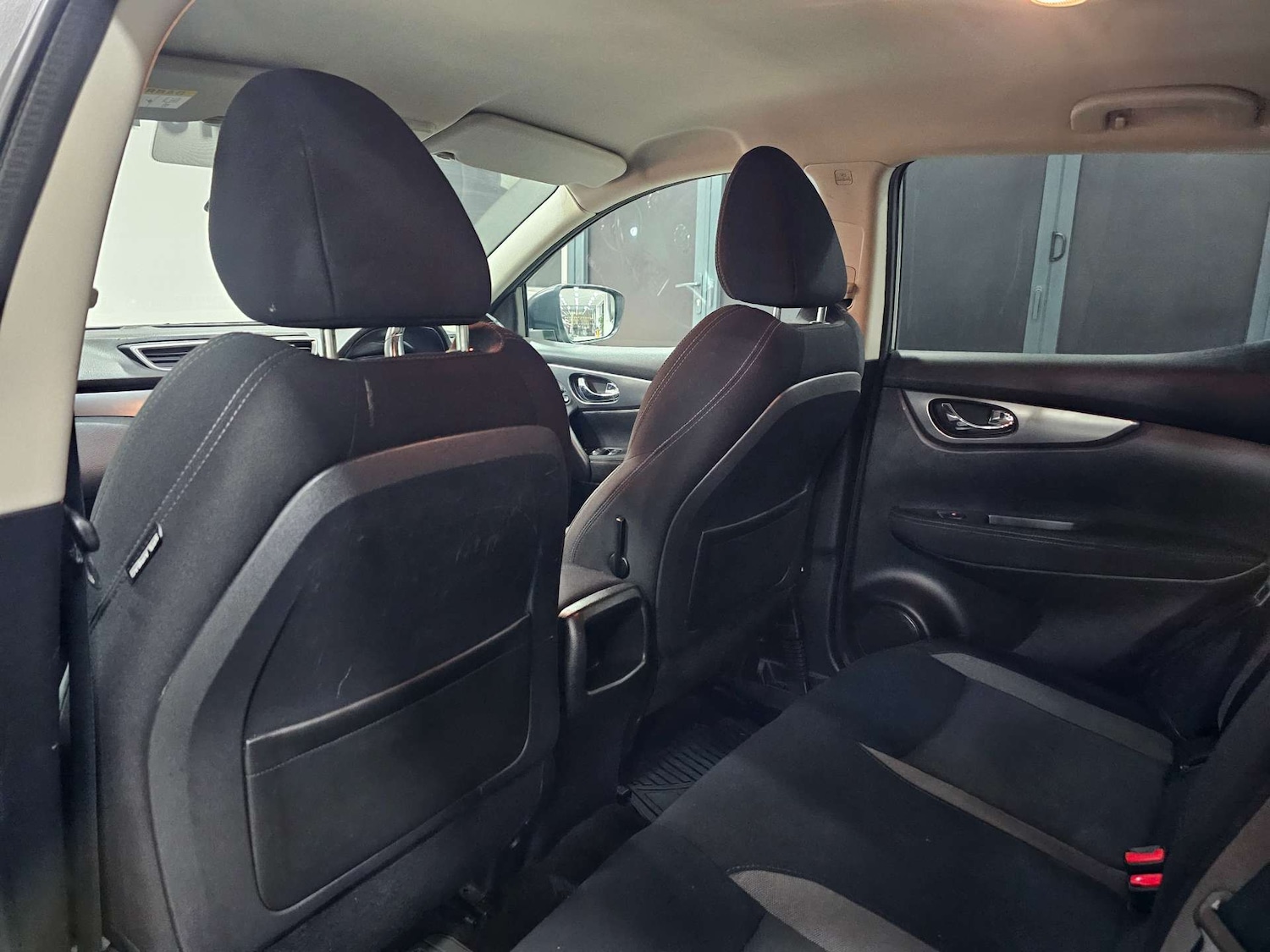 Used Nissan Qashqai 2017 for sale - 76972451: Photo 87