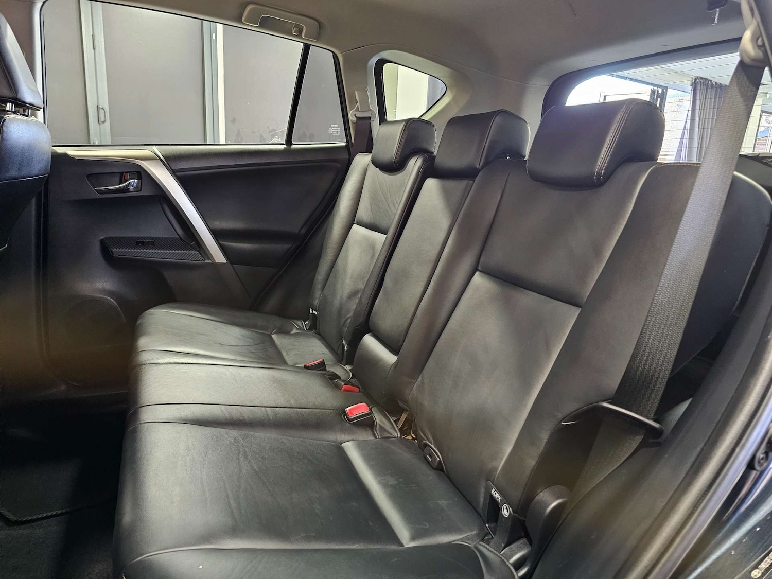 Used Toyota RAV4 2015 for sale - 77245605: Photo 83