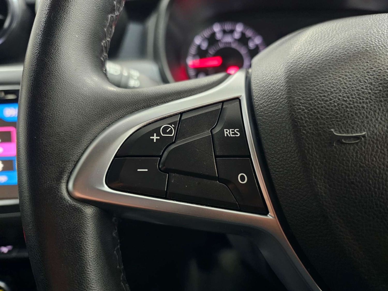 Used Dacia Duster 2019 for sale - 77210022: Photo 40