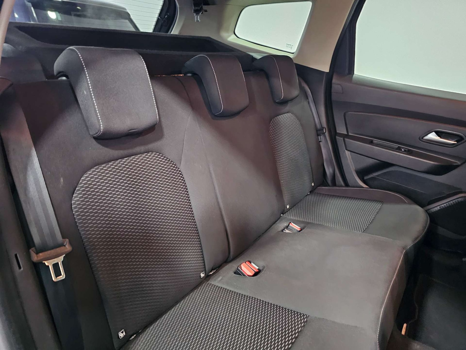 Used Dacia Duster 2019 for sale - 77210022: Photo 86