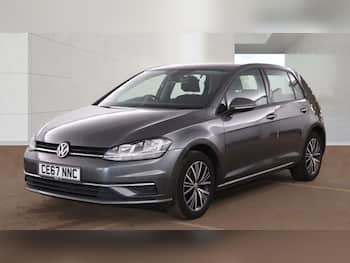Used Volkswagen Golf 2017 for sale - 79640225: Photo