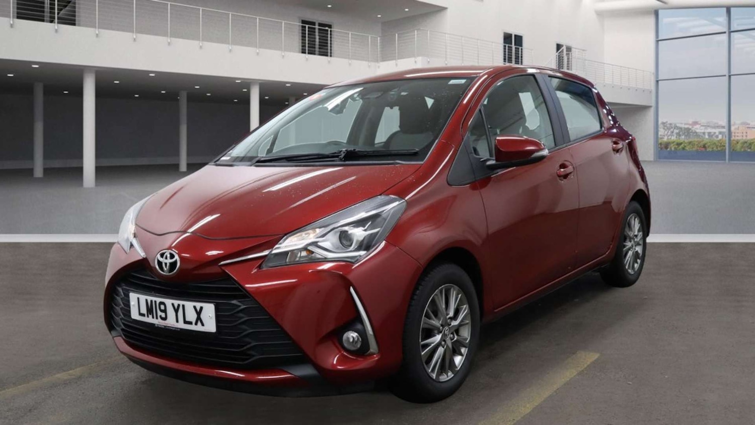 Used Toyota Yaris 2019 for sale - 77025196: Photo 3