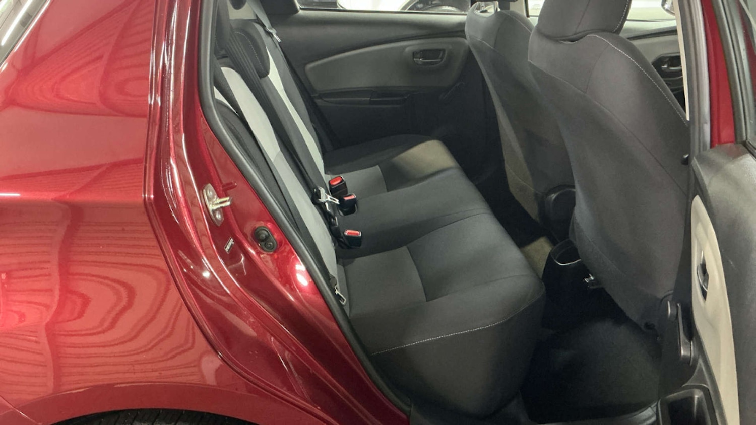 Used Toyota Yaris 2019 for sale - 77025196: Photo 9